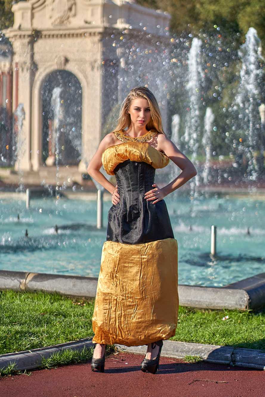 Jomunjo-Vestido-Dress-Black and Gold-100 NYFW-5