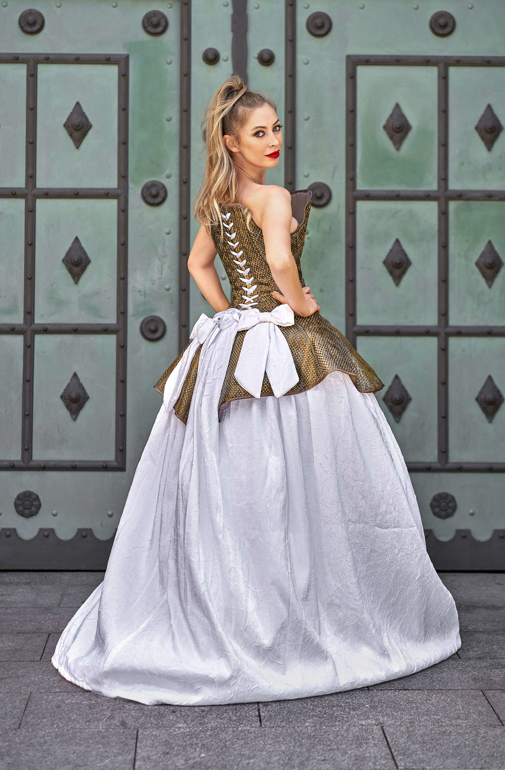 Jomunjo-Vestido-Dress-Pure Basalt- NYFW-3